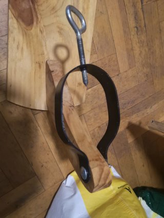 Jamonero de madera con soporte