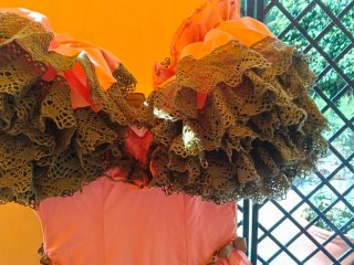 Precioso traje de baile volantes hecho a medida