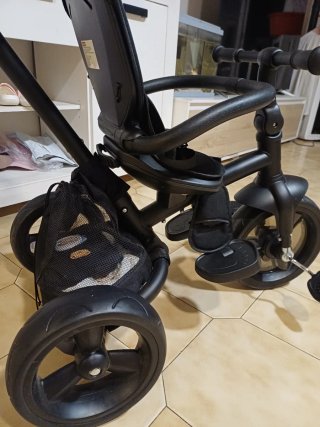 Triciclo DERYAN negro