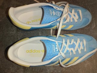 Adidas Gazelle Talla 39 1/3 Nuevas