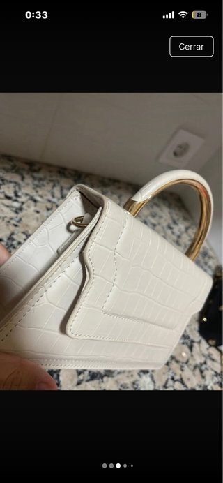 Bolso de mano beige efecto piel cocodrilo