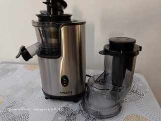 Extractor de zumos Arebos prensado en frío