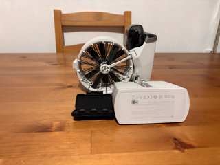 DJI FLIP Drone con accesorios