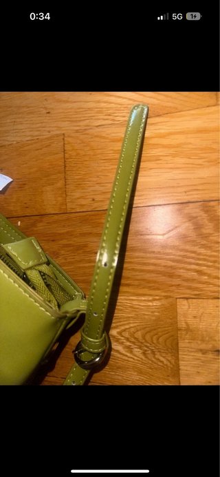 Bolso de hombro Stradivarius verde