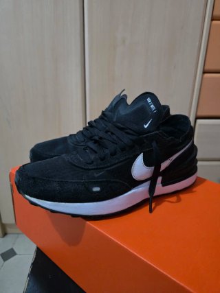 Zapatillas Nike Negras y Blancas