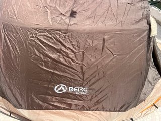 Tenda Berg 3/4 pessoas usada