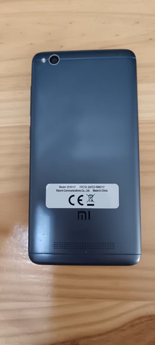 Lote 4 Móviles: Xiaomi, Motorola, Bq, Vsmart