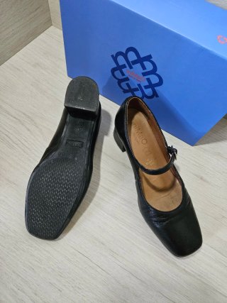 Tacones de piel miMao Negros