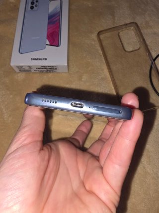 Samsung Galaxy A53 5G + Accesorios