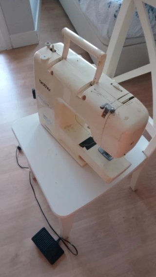Máquina de coser Brother