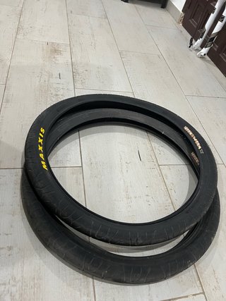 Neumáticos Maxxis Hookworm 26x2.50