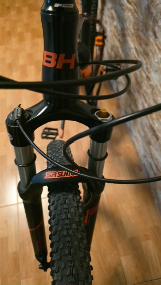 Bicicleta BH de montaña