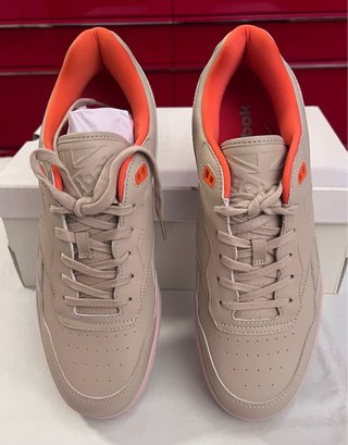 Reebok Vintage 43