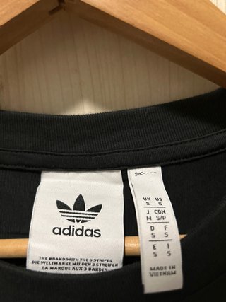 Camiseta Adidas Logo Trefoil Negra Precio negociab