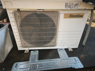 Unidad exterior aire acondicionado Firstline