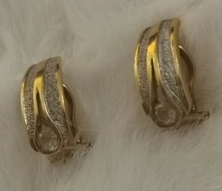 Pendientes chapados oro con circón