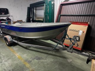 Barca de pesca marine 370 U