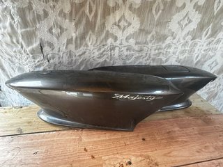 Tapas Laterales Traseras  Yamaha Majesty 125