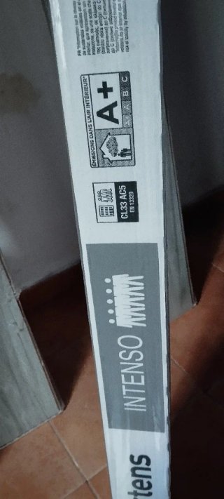 Suelo laminado gris