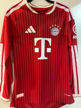 Camiseta FC Bayern Kane 9 Adidas Roja manga larga