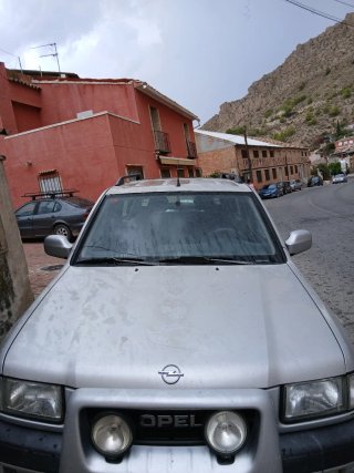 Opel Frontera 2003