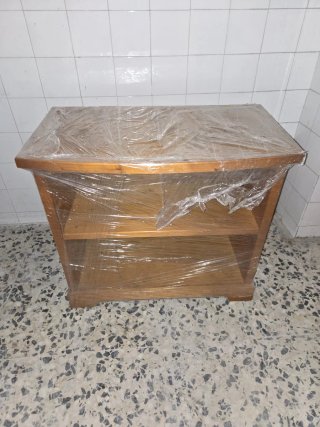 Mueble TV provenzal con ruedas