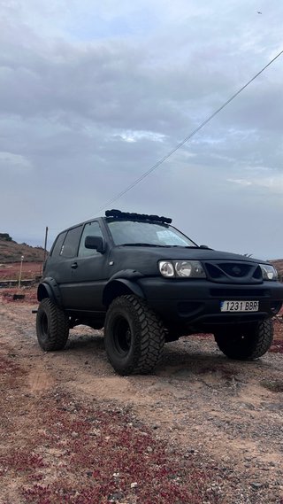 Nissan Terrano II