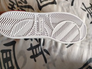 Zapatillas Lacoste Blancas y Rojas