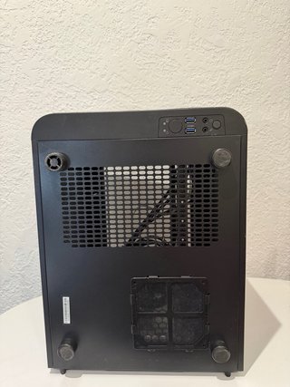 Caja PC Thermaltake Core V21