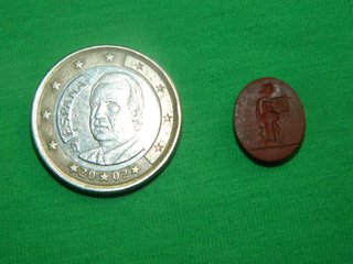 entalle de época Ibero Romana piedra roja Diosa
