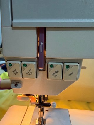 Máquina de coser PFAFF creative 1471