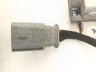 INVERTER / CONVERTER PEUGEOT 3008 BH01 9811660280