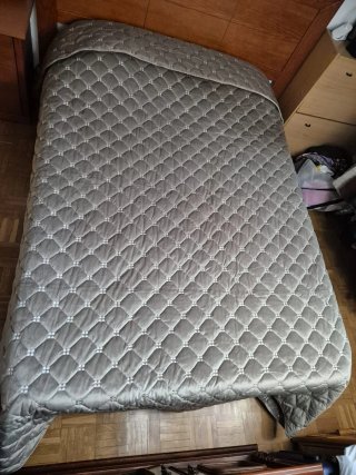 Edredón gris acolchado 260 x 270 cm