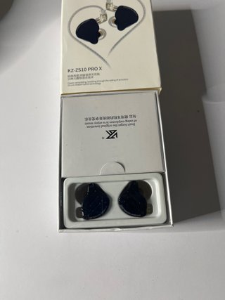 ZS10 Pro X ¡NUEVOS A ESTRENAR! Auriculares IEM