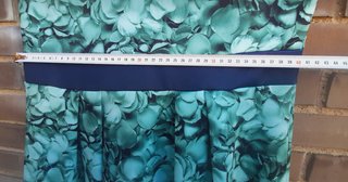 Vestido Anna Field sin mangas floral