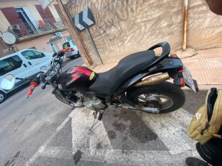Moto  – Buen estado – Lista para usar