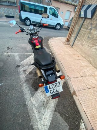 Moto  – Buen estado – Lista para usar