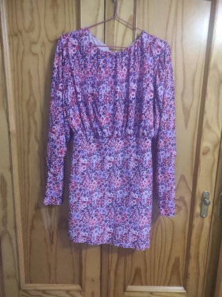 Vestido floral rosa manga larga