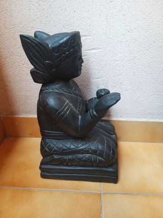 Figura de madera tallada NANG KWAK