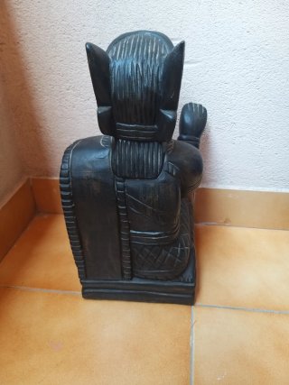Figura de madera tallada NANG KWAK