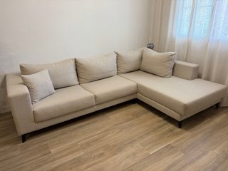 Sofá chaiselongue beige tela