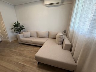 Sofá chaiselongue beige tela
