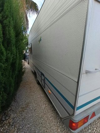 Caravana Knaus 750kg con A/A