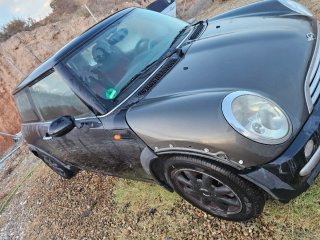 MINI one 2004