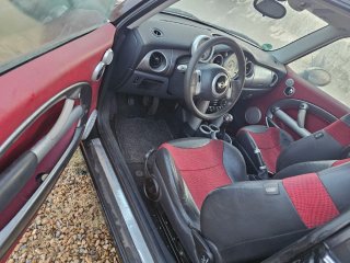 MINI one 2004