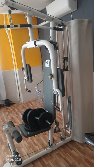 Máquinas de Gimnasio Multifuncional y Bicicleta