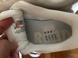 Nike Vomero 18 Talla 42 Blanco/Gris