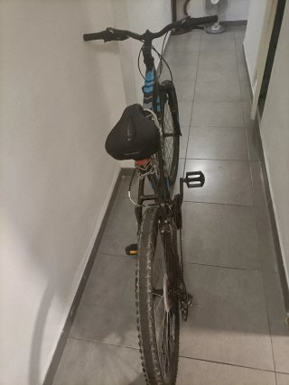 Bicicleta B-PRO en buen estado