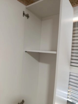 Mueble alto almacenaje o escobero