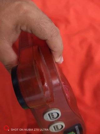 Nintendo 64 Roja